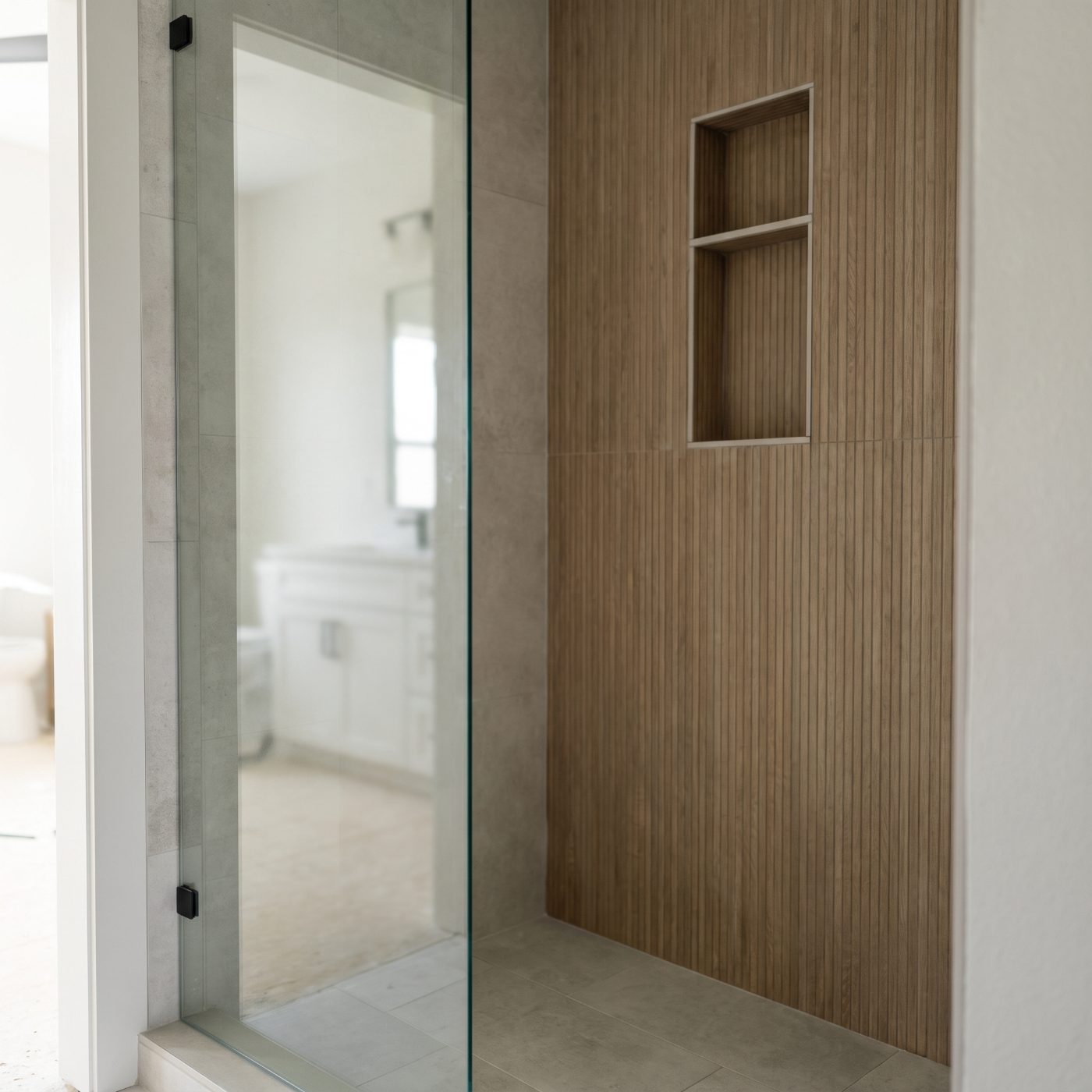 Ceramic and porcelain tile flooring installed by EZ Floorz